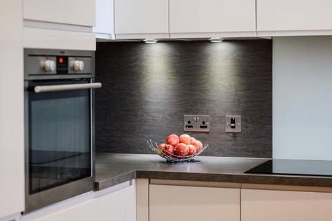 2 bedroom apartment for sale, Kinsheron Place, 2, Pemberton Road, East Molesey, Surrey, KT8