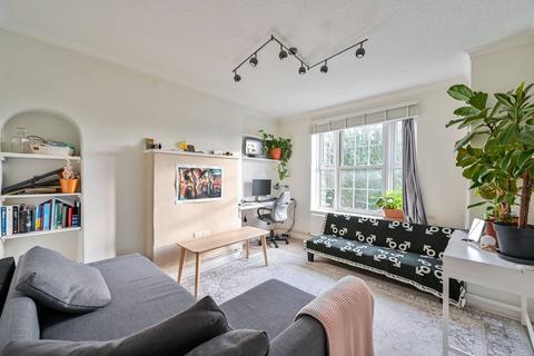 1 bedroom flat to rent, County Street, Elephant and Castle, London, SE1