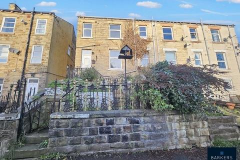 3 bedroom end of terrace house for sale, Oaks Road, Soothill, Batley