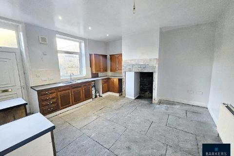 3 bedroom end of terrace house for sale, Oaks Road, Soothill, Batley