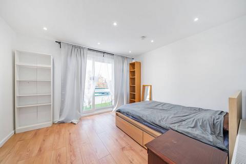 68 Belgrave Walk, Mitcham, CR4 3QB