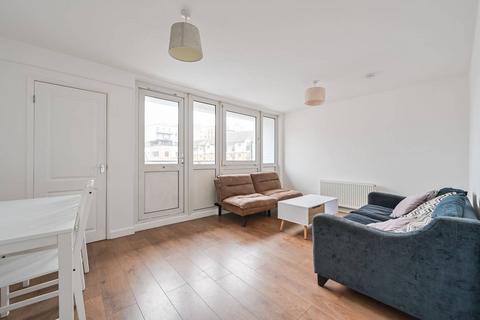 3 bedroom flat to rent, Bow Common Lane, Bow, London, E3