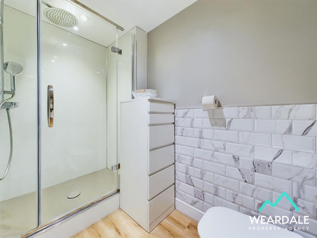 The Barns - Bedroom 1 En-suite