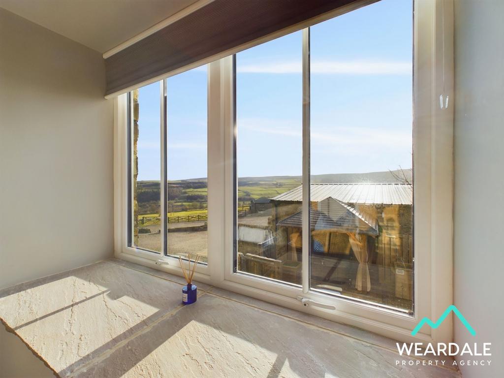 The Barns - Bedroom 2