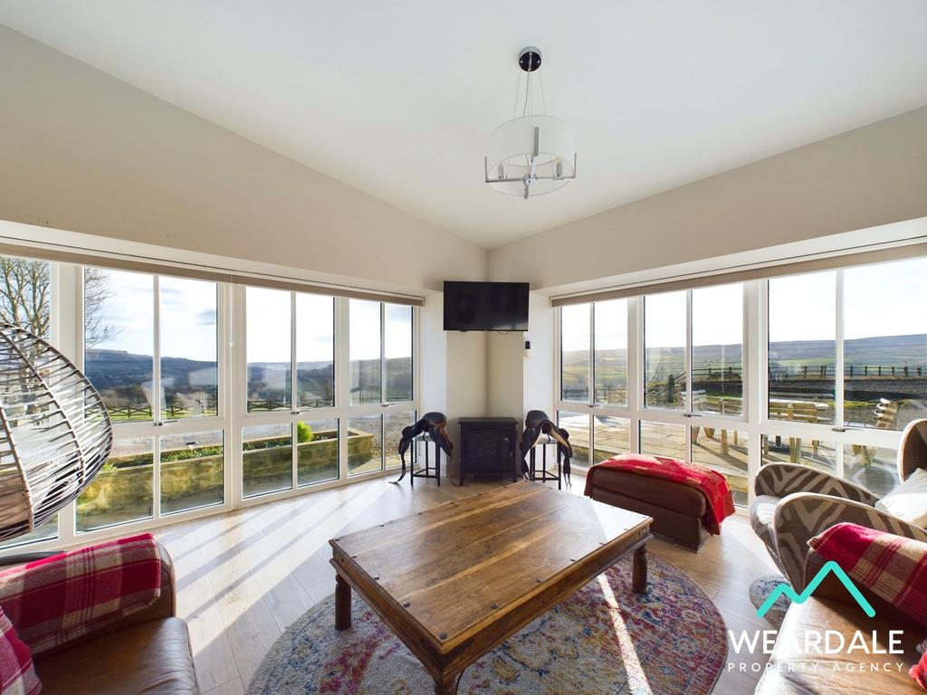 The Stables - Living Room