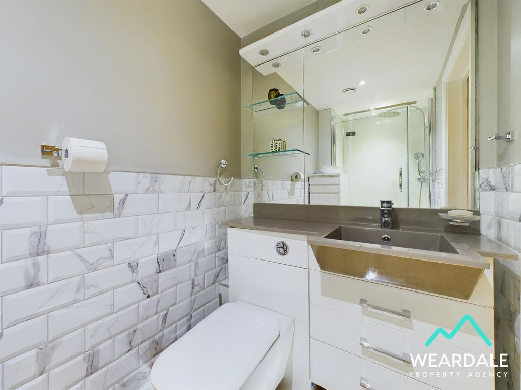 The Barns - Bedroom 1 En-suite