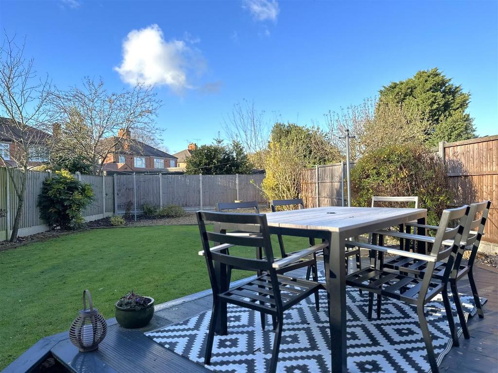 Raised Decked Seating Area 253