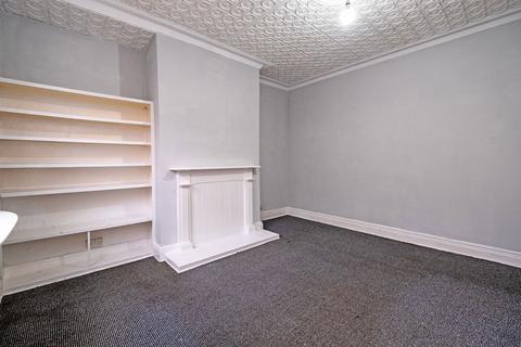 2 bedroom terraced house to rent, Glensdale Terrace, Leeds LS9