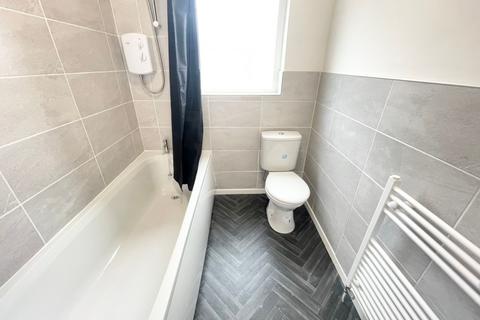 4 bedroom semi-detached house to rent, Vandyke Street, Liverpool, L8