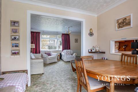 4 bedroom terraced house for sale, Falstones, Basildon, SS15