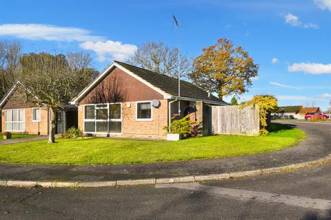 2 bedroom detached bungalow for sale, Kingsbrook, Corby NN18