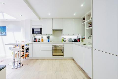 4 bedroom mews to rent, Aldburgh Mews, London