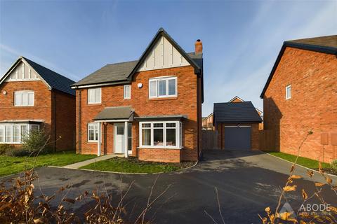 4 bedroom detached house for sale, Hillside Road, Burton on trent DE13