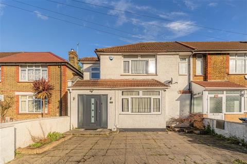 3 bedroom end of terrace house for sale, MONTAGU GARDENS , EDMONTON