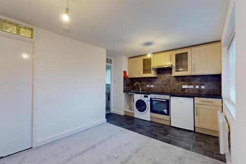 1 bedroom flat to rent, Mansell Road, London W3