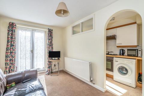 1 bedroom apartment to rent, Victoria Road, Chichester PO19