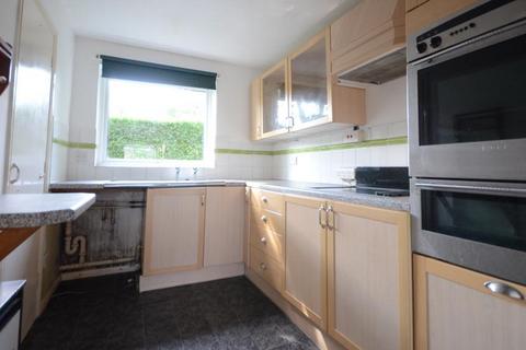 2 bedroom flat to rent, Brittain Court