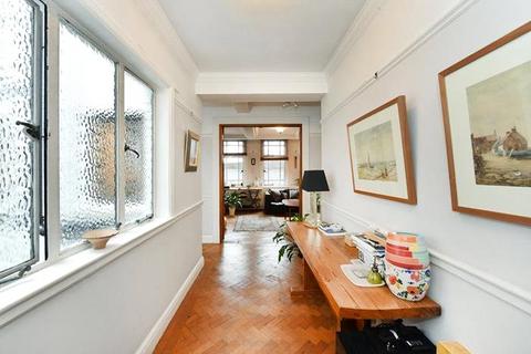 2 bedroom apartment for sale, Chiltern Court, Baker Street