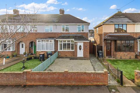 3 bedroom semi-detached house for sale, Wendover Drive, Bedford, MK41