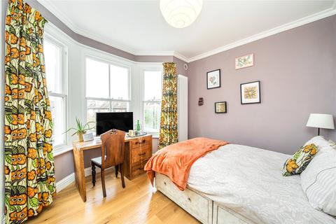 4 bedroom apartment to rent, London W10