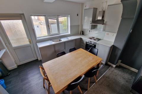 undefined, Lilac Grove, Beeston, Nottingham, Nottinghamshire, NG9