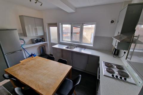 undefined, Lilac Grove, Beeston, Nottingham, Nottinghamshire, NG9