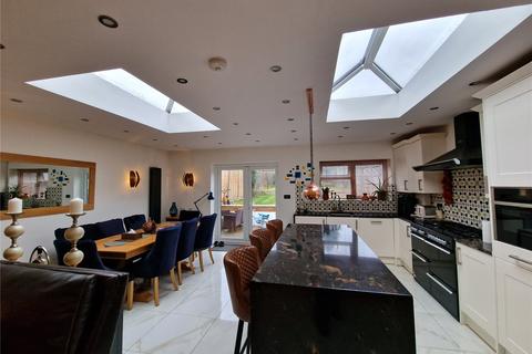 5 bedroom semi-detached house for sale, Blackfen Road, Sidcup, DA15