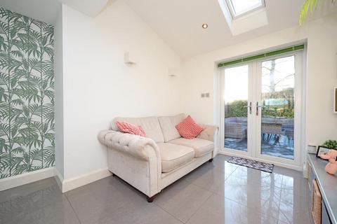 15 Coplow Avenue, Tean, Stoke-on-trent, ST10 4JQ