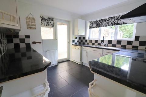 3 bedroom bungalow for sale, Luton LU4