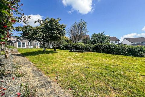 2 bedroom detached bungalow to rent, Cleeve Drive, Ivybridge