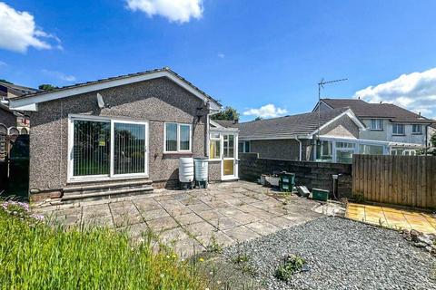 2 bedroom detached bungalow to rent, Cleeve Drive, Ivybridge