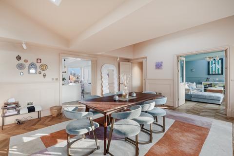 3 bedroom penthouse for sale, Leinster Square, London W2