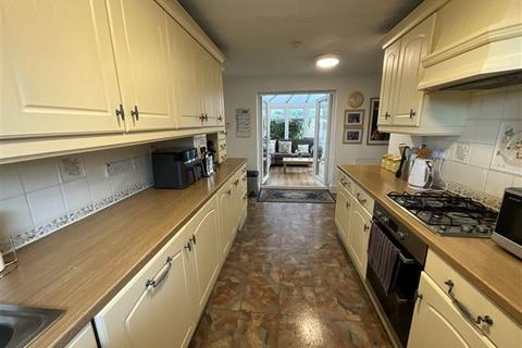 27 Gresham Avenue, Brinsworth, Rotherham, S60 5HA