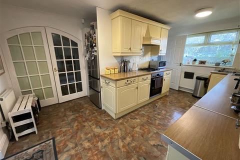 27 Gresham Avenue, Brinsworth, Rotherham, S60 5HA