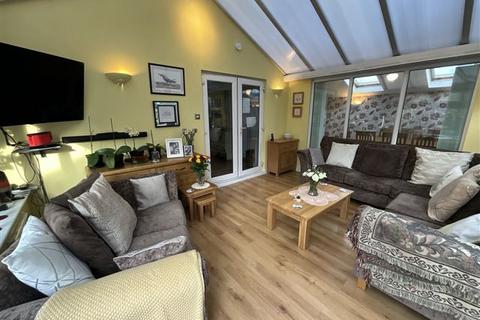 27 Gresham Avenue, Brinsworth, Rotherham, S60 5HA