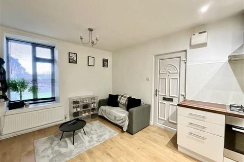 1 bedroom flat for sale, 41 Normanton Spring Road, Sheffield, S13 7BA