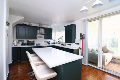 29 Bonner Grove, Walsall, WS9 0DU