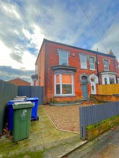 8 bedroom semi-detached house to rent, Eleanor Street, Grimsby