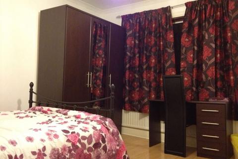 1 bedroom in a house share to rent, Park road