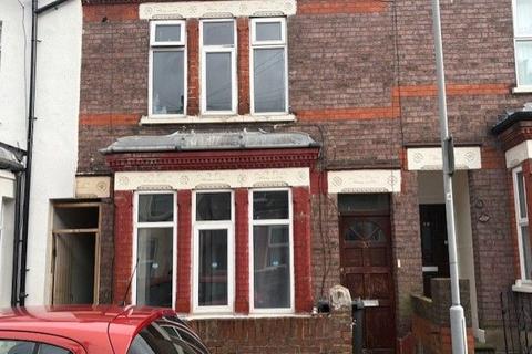 3 bedroom terraced house to rent, Vernon Road, Luton