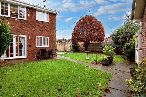 3 bedroom detached house for sale, Spinney Close, Coventry CV7