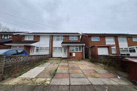 4 bedroom semi-detached house to rent, Red Rose Crescent, Levenshulme, Manchester, Manchester, M19