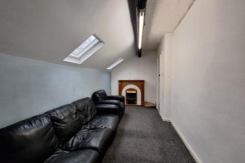 1 bedroom flat to rent, Osborne Road, Levenshulme, Manchester, M19