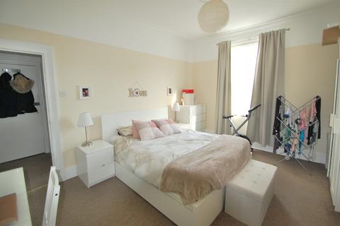 2 bedroom apartment to rent, Prince Of Wales Road, Surrey SM1