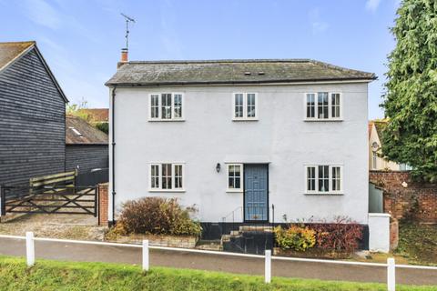 4 bedroom detached house to rent, Belmont Hill, Saffron Walden CB11