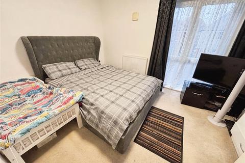 2 bedroom flat for sale, Beaufighter Close, Kent ME4