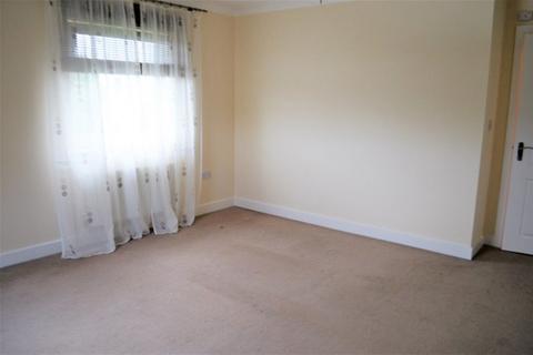 2 bedroom flat to rent, Bakers Close, St Albans