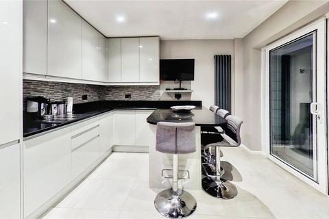 99 Anderida Road, Eastbourne, BN22 0QB