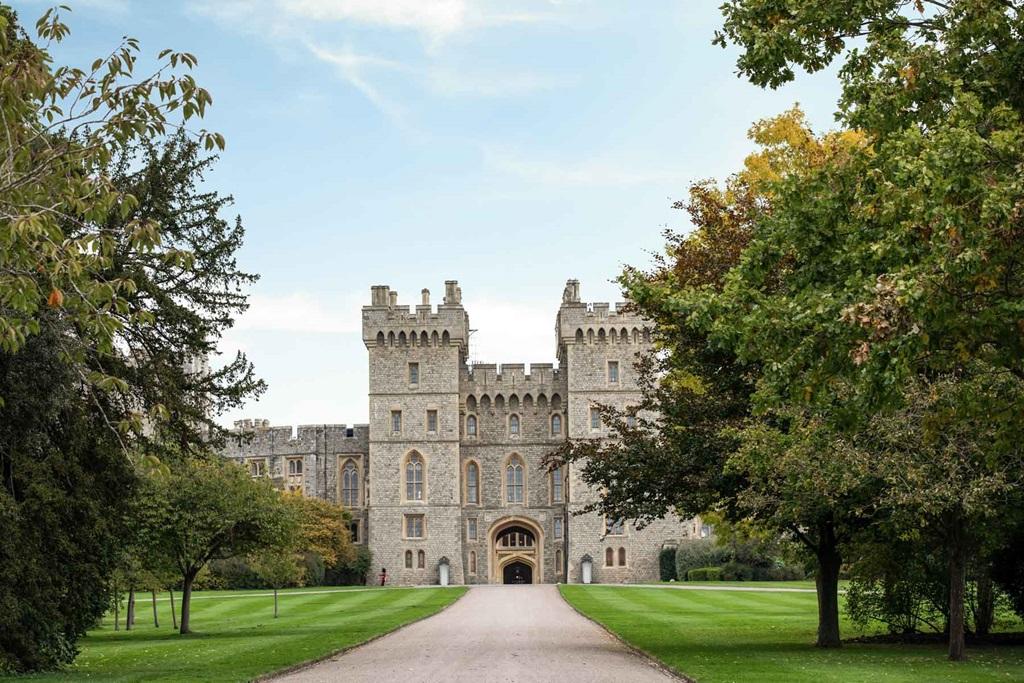 Enjoy family days out with Windsor Castle,...