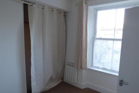 2 bedroom flat to rent, Fore Street, Goldsithney, PENZANCE